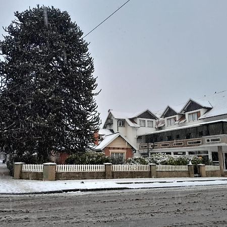 Hotel Crismalu San Martín de los Andes Exterior foto